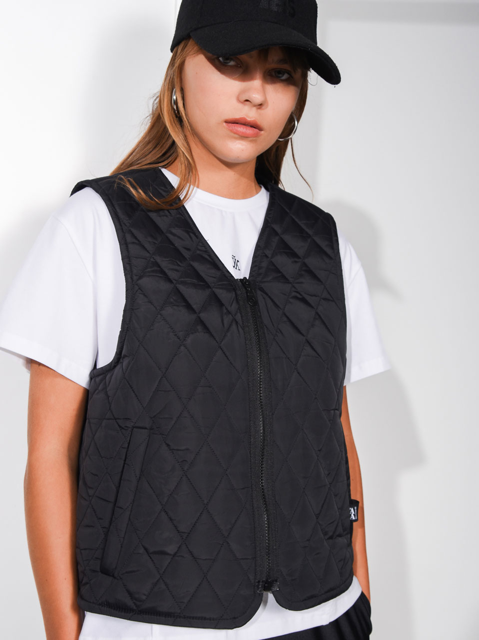 Arpyes Ambition Vest Black