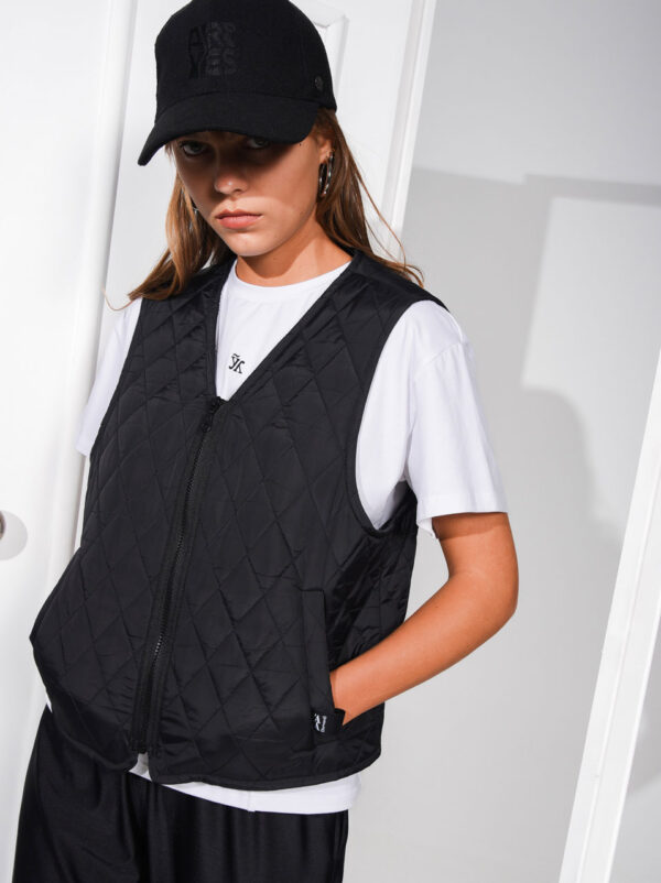 Arpyes Ambition Vest Black