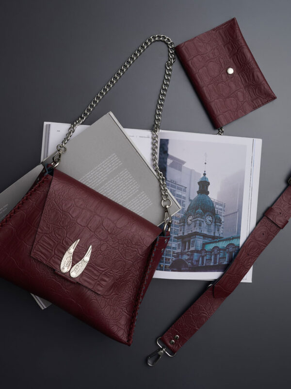 Individual "Wings" Shoulder Bag Cherry