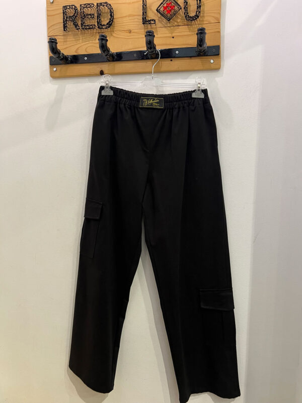 Milkwhite Cargo Pants Black